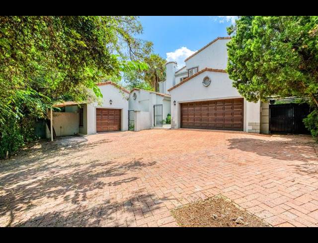5 BEDROOM HOUSE FOR SALE IN DAINFERN GOLF ESTATE